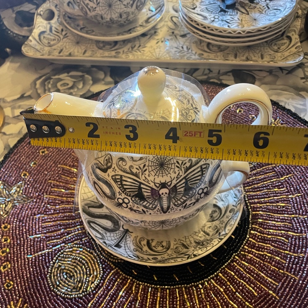 GRACE TEAWARE NEW Gothic Tea For 1 With Skulls And Moth Design Teapot/Teacup Set - Picture 16 of 16